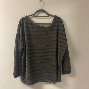 Women’s Bouquet Shirt.. New without tags